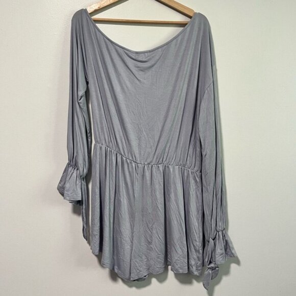 Lovers and Friends Gray Long Sleeve Tie Cuff Romper Size M NWT - Picture 8 of 15